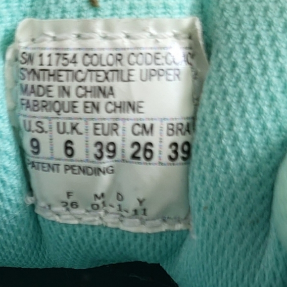 Sketchers Tone-ups Gray and Teal Women's Athletic Shoes size 9 - Picture 6 of 6